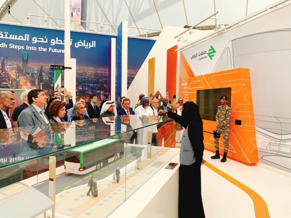 11496408316C9DAFA-E480-4102-A249-3859910D08BB