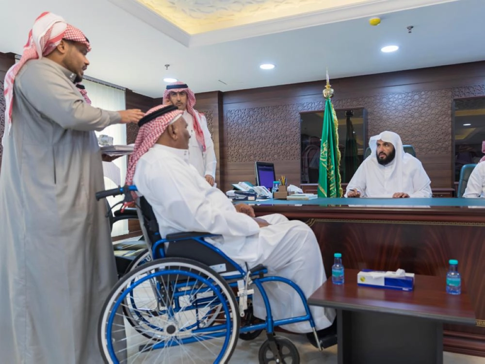 وليد الصمعاني خلال لقاء المستفيدين في مكة