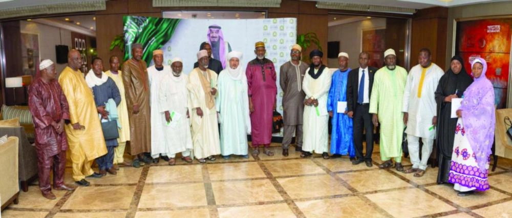 DST_4803071_Thu17_1128436447