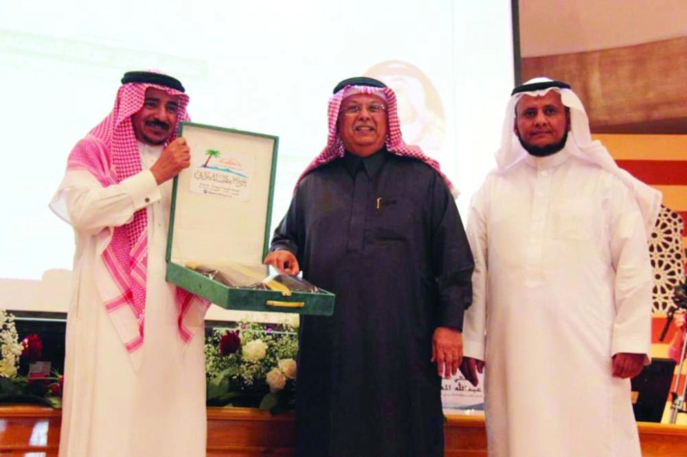 






ظافر الشهري مكرما عبدالله المعلمي                                 (مكة)