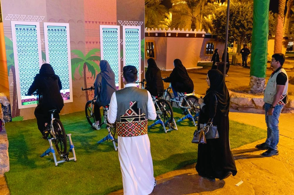 






جانب من الفعاليات الخاصة بالعائلات