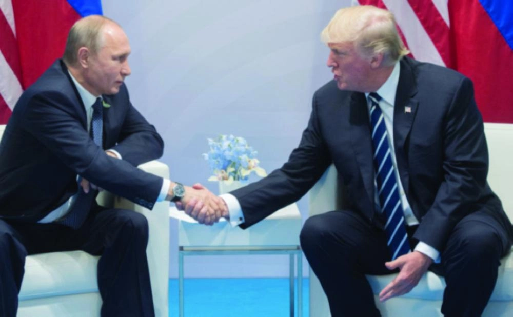 



ترمب وبوتين في لقاء سابق                                     (تويتر)