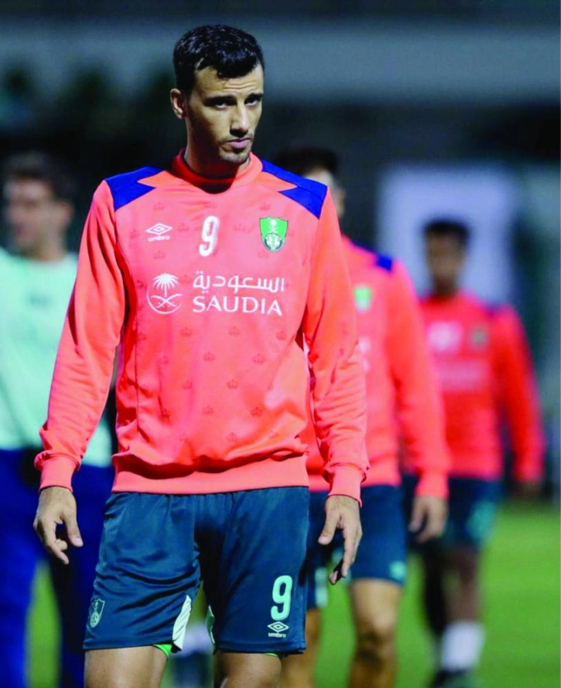 السومة أهم أوراق الأهلي