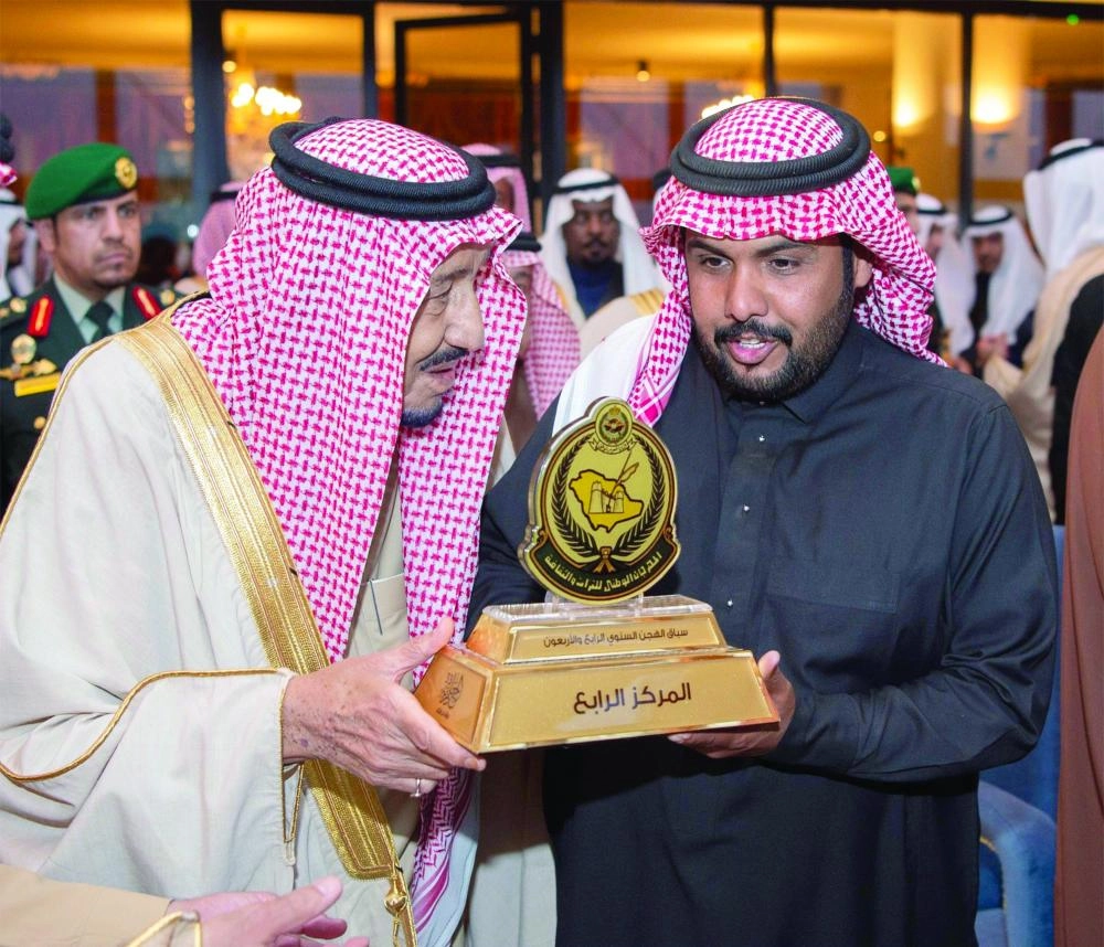 DST_4839340_Thu10_1111640809