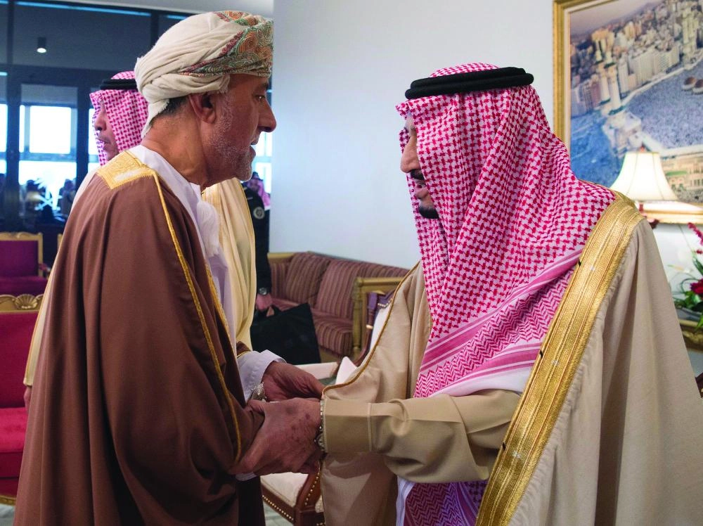 DST_4839318_Thu47_1111772816