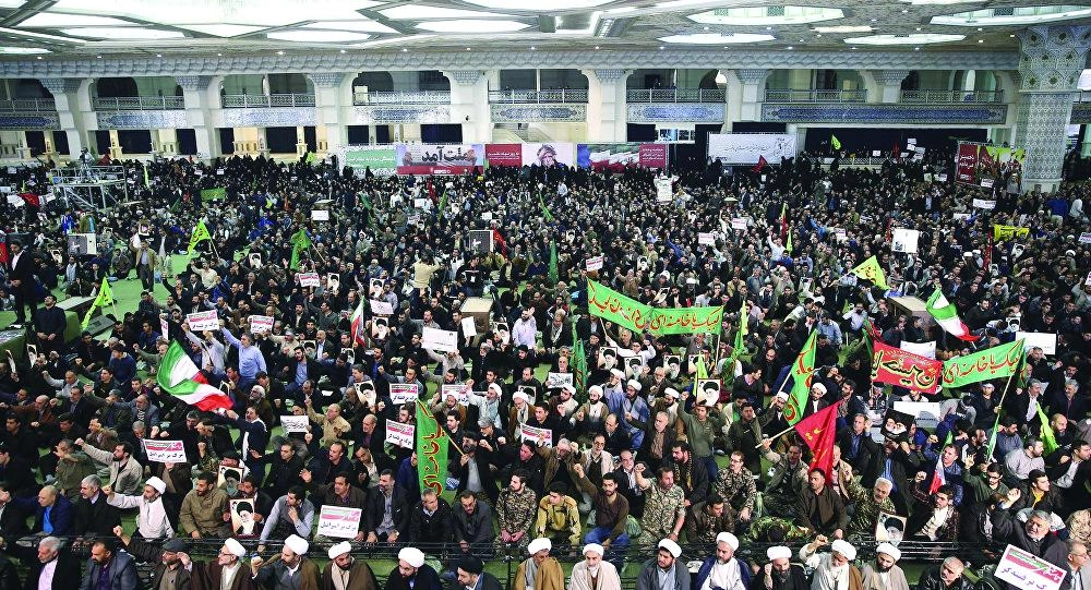 






احتجاجات في الشارع الإيراني                                                                                                        (د ب أ)