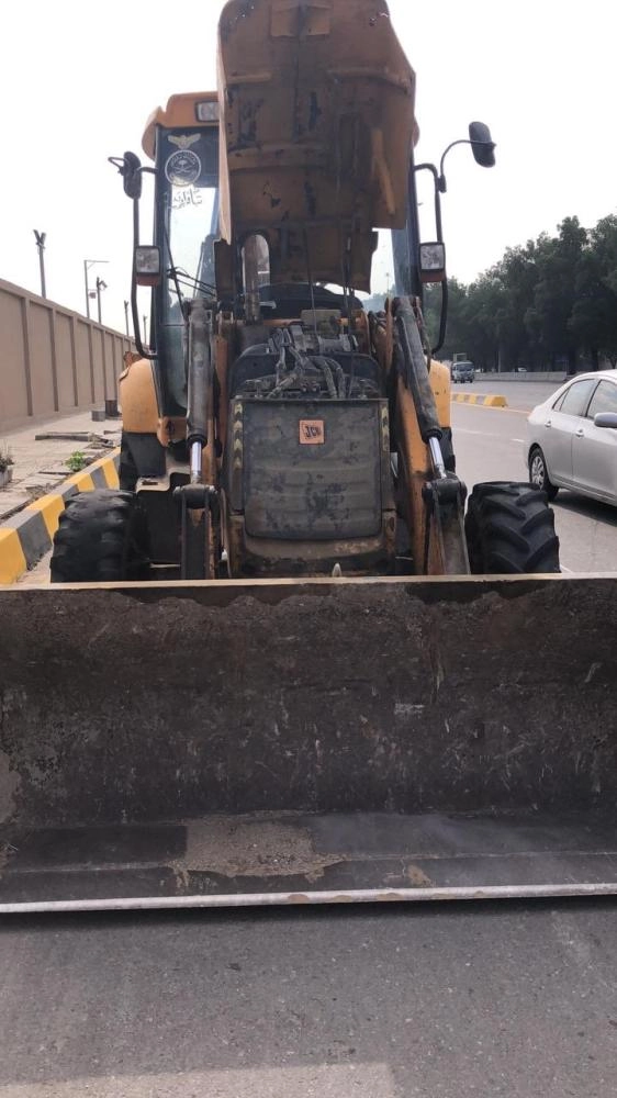 شركات مقاولات تعمل بدون تصاريح (مكة)