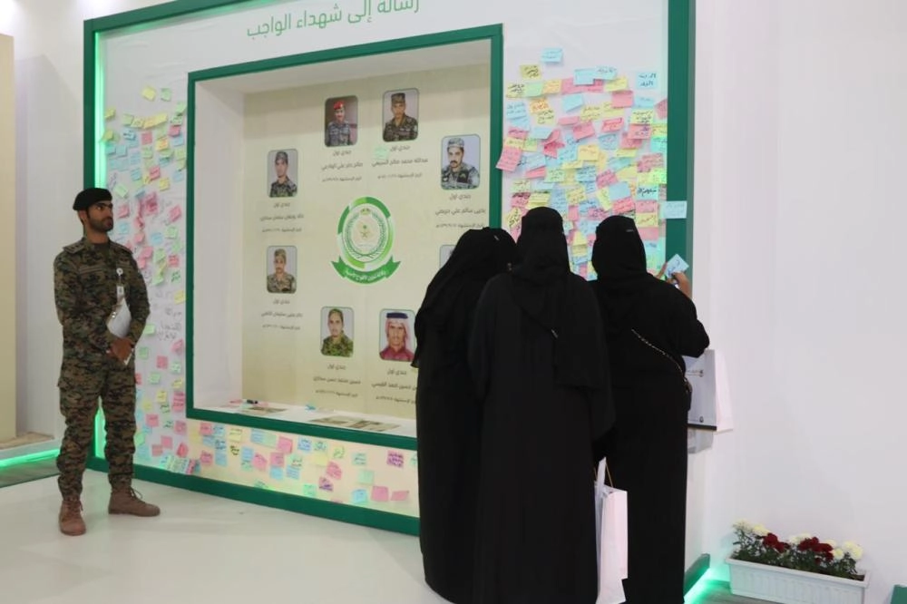 12330702811D6209B9-D654-41C5-A9E4-A6EA642C5D58