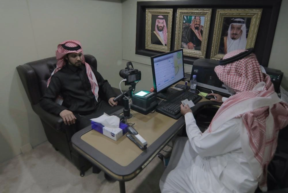 20665056742C8CA414-F642-4271-A02C-3D77DADA6024