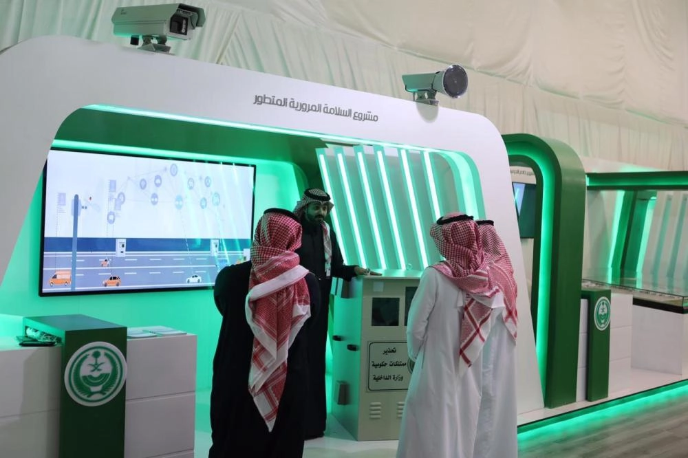 20441055067C5CAAFB-3CD7-4354-BF25-ADDFB74CBE5E