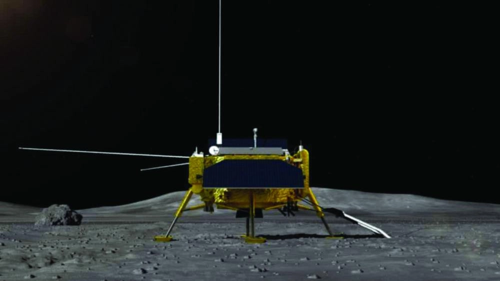 



المسبار تشانج آه بعد هبوطه على القمر 