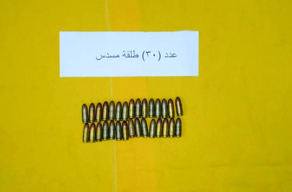 طلقات مسدس ضبطت في العملية