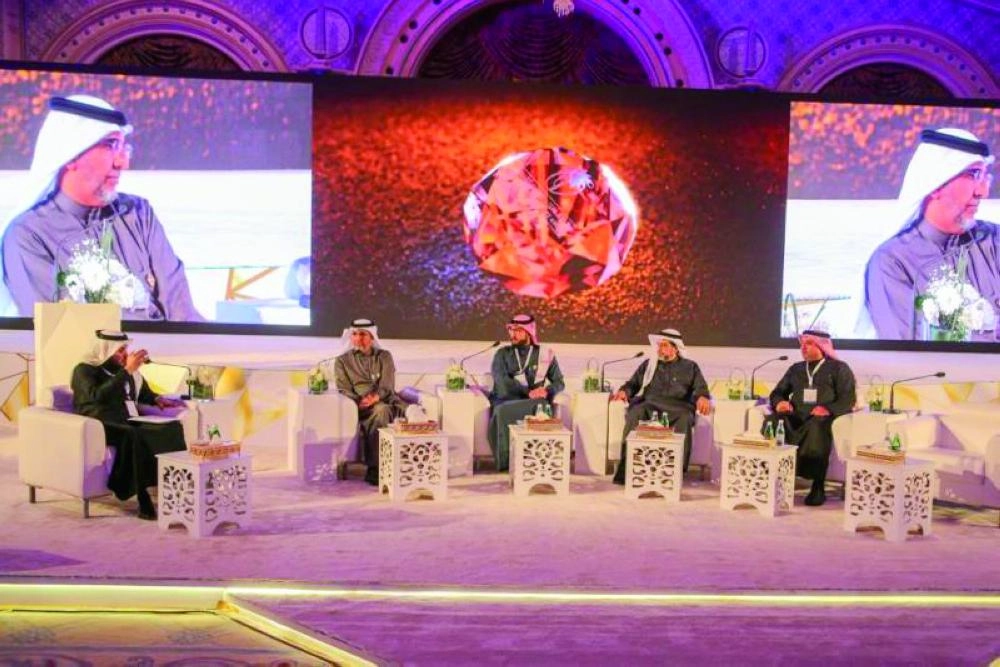 






المتحدثون في الجلسة الحوارية                                    (مكة)