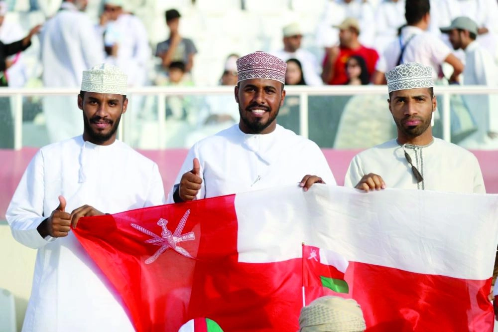 






جماهير عمانية خلال البطولة                                (إعلامي أمم آسيا)