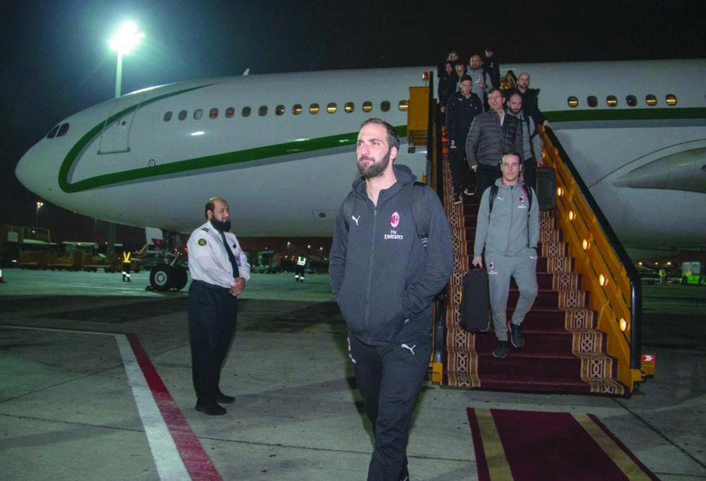 جونزالو هيجواين تقدم الواصلين (هيئة الرياضة)