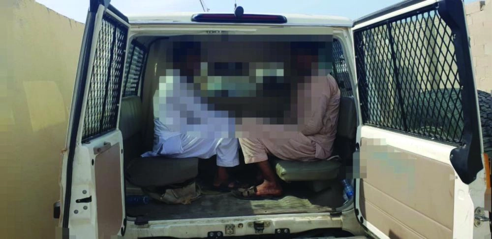 






المنظفات المقلدة خلال ضبطها                                     (مكة)