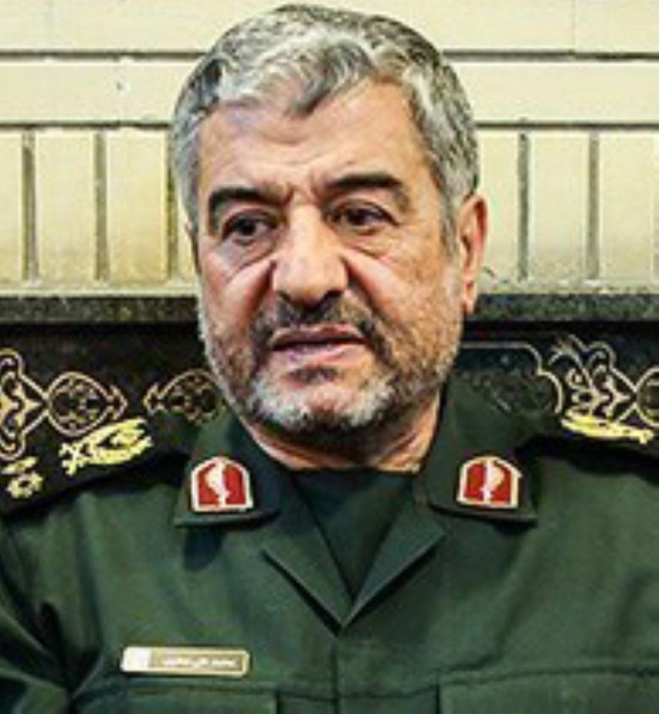 قائد حرس الثورة