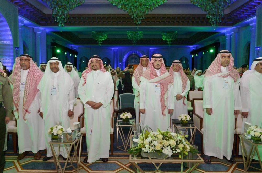 381105438BC2330DB-9F0B-4EC3-80FF-D2D5673E1BC5