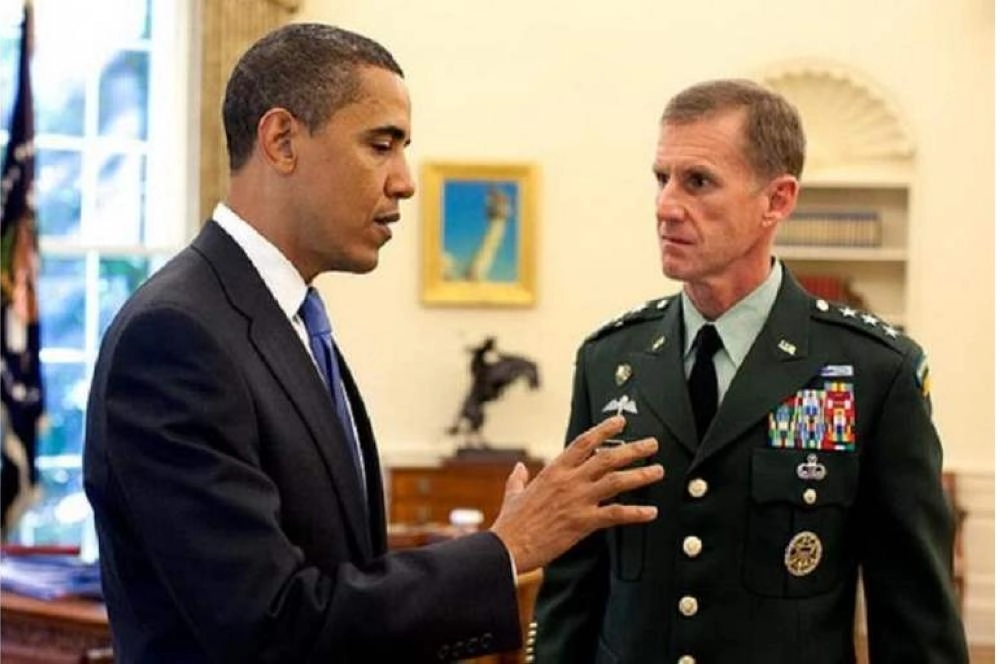 ستانلي ماكريستال وأوباما