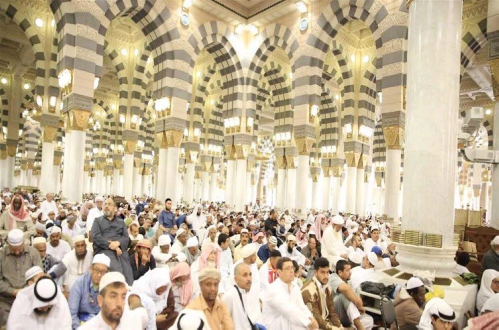 






من صلاة الجمعة بالمسجد النبوي           (مكة)