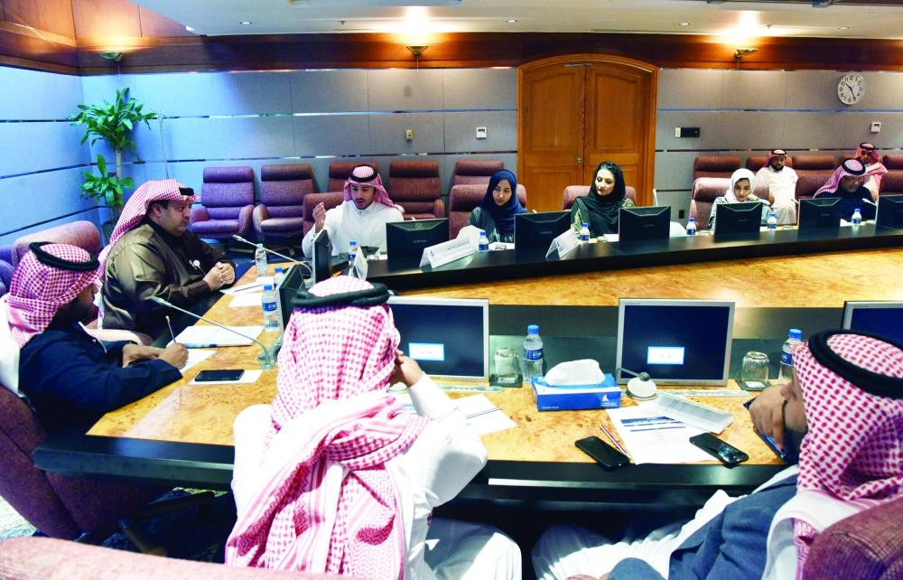 






جانب من ورشة العمل أمس                        (مكة)