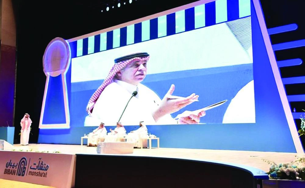 






القصبي متحدثا في اللقاء