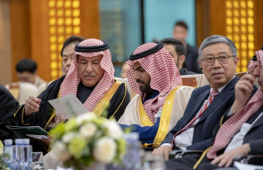 بدر بن عبدالله في جامعة بكين