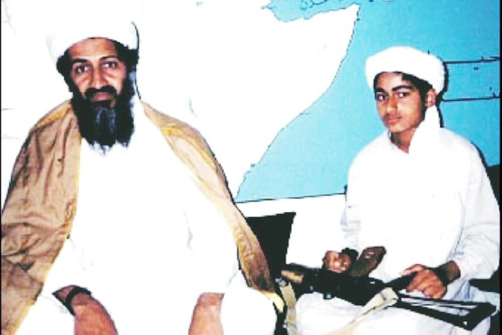 






أسامة مع ابنه حمزة                               (نيويورك بوست)