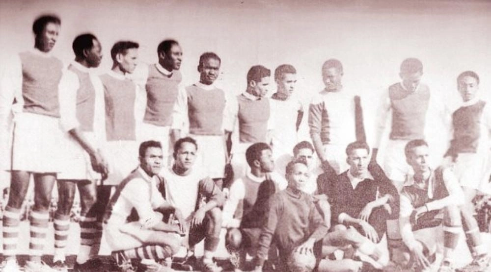 






الوحدة أول بطل لكأس الملك كأول بطولة معترف بها عام 1377ه                                                (تويتر)