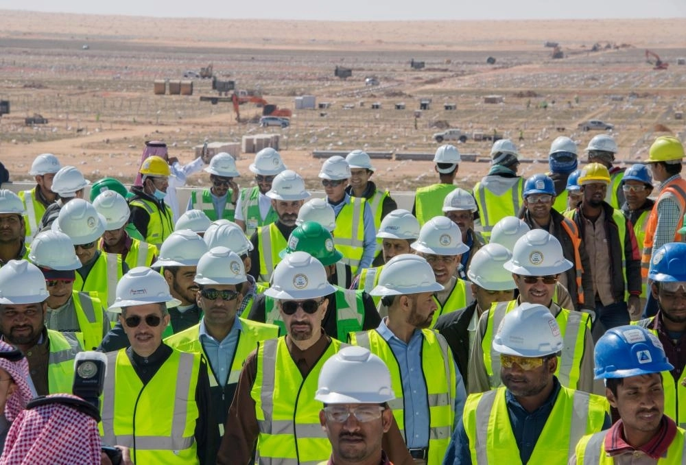 الفالح أثناء الجولة