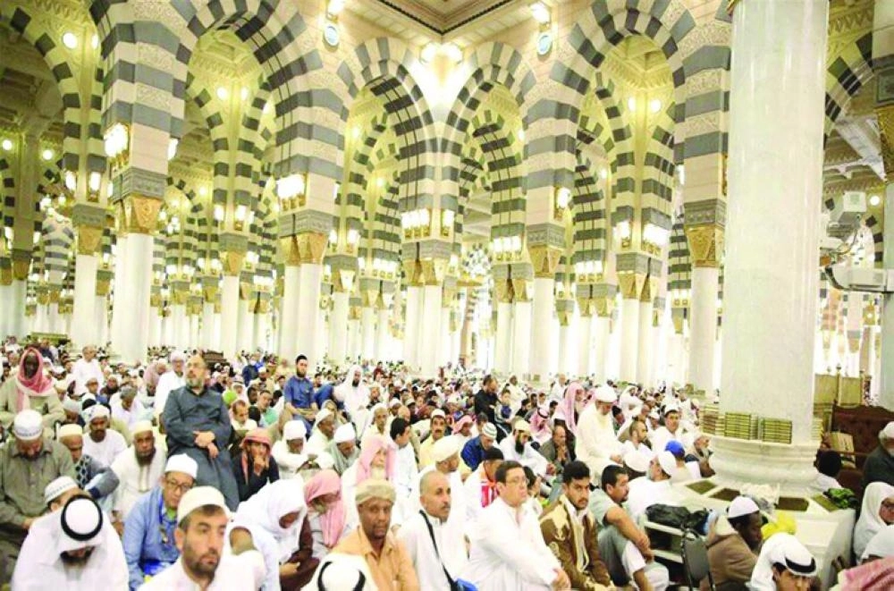 






من صلاة الجمعة بالمسجد النبوي         (مكة)