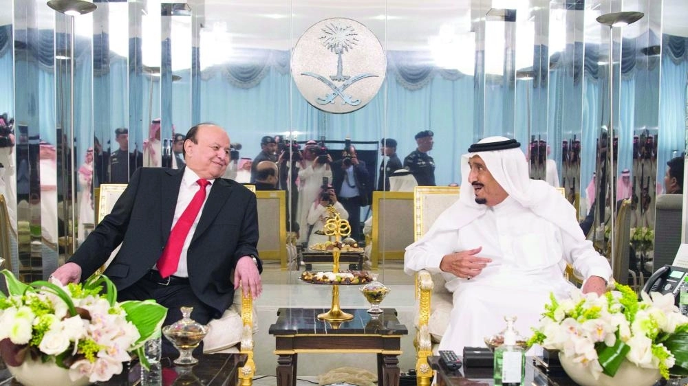 خادم الحرمين الشريفين مع الرئيس هادي (واس)