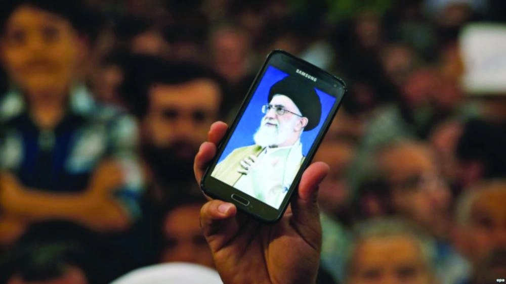 دعاية ممجوجة للنظام الإيراني (مكة)