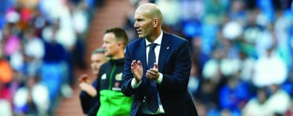 






زين الدين زيدان                          (موقع الريال)