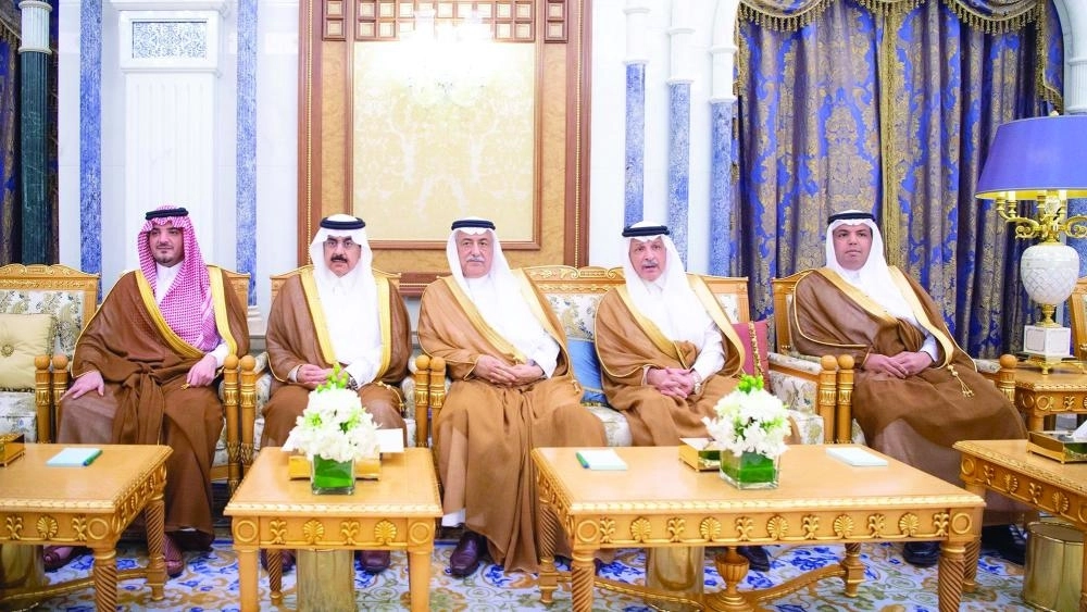 DST_5398989_Wed40_1440640458