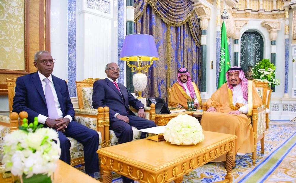 DST_5398986_Wed37_1440317751