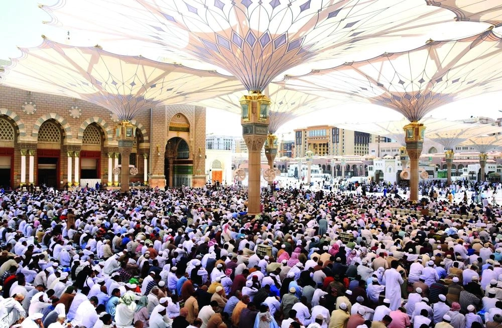 من صلاة الجمعة في المسجد النبوي (واس) 