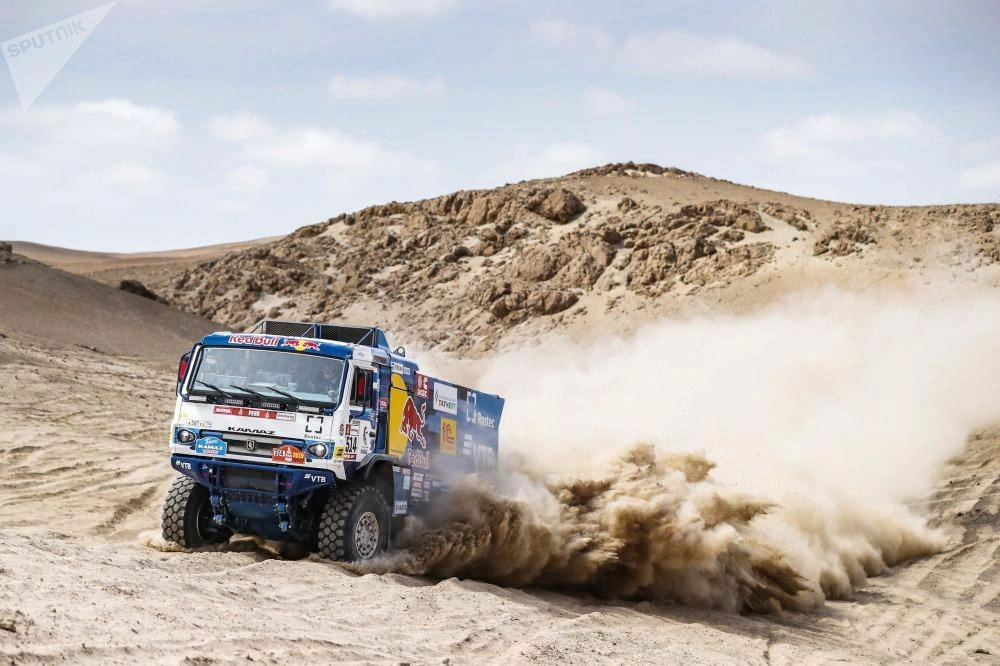 سباق فئة الشاحنات