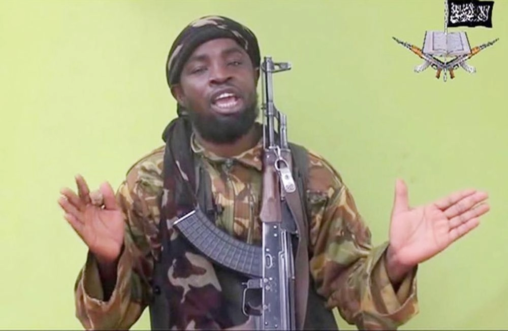 






أبوبكر شيكاو زعيم حركة بوكو حرام السابق               (مكة)