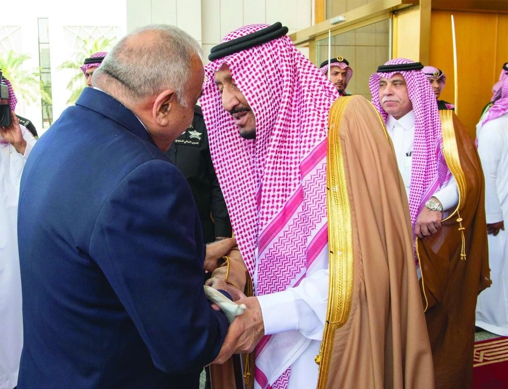 DST_5440840_Wed22_1333541864