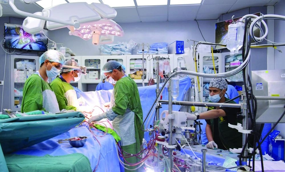  عملية قلب مفتوح لأحد أطفال اليمن 