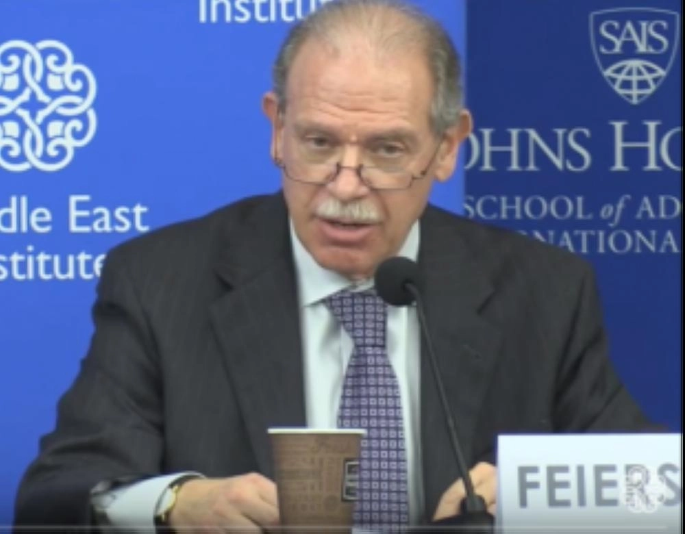 






جيرالد م. فييرستين