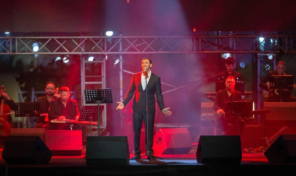 كاظم الساهر على خشبة المسرح (ياسر بخش)