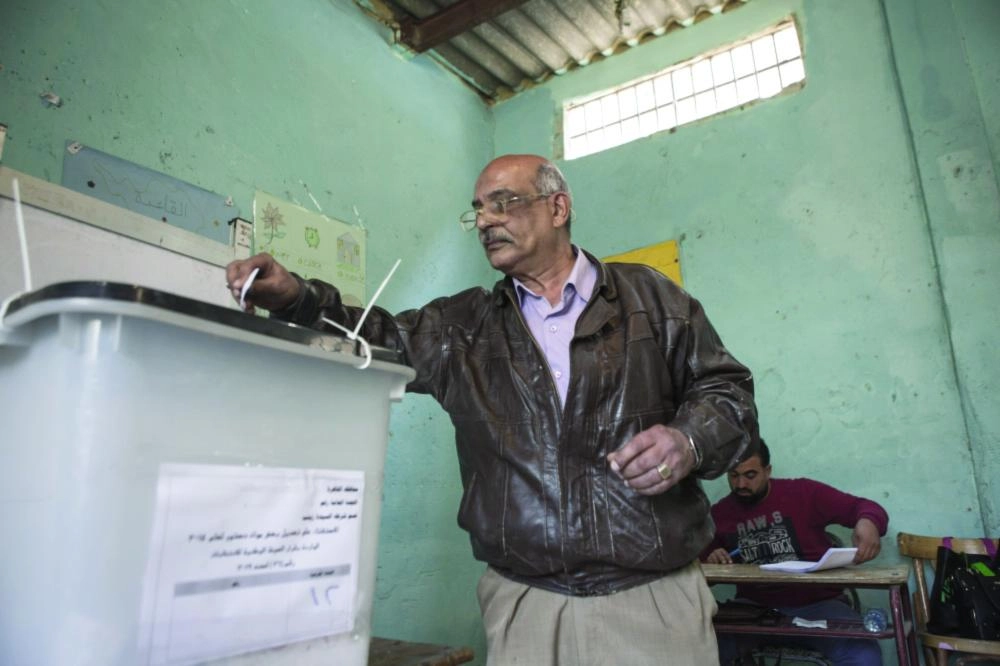 جانب من التصويت (د ب أ)