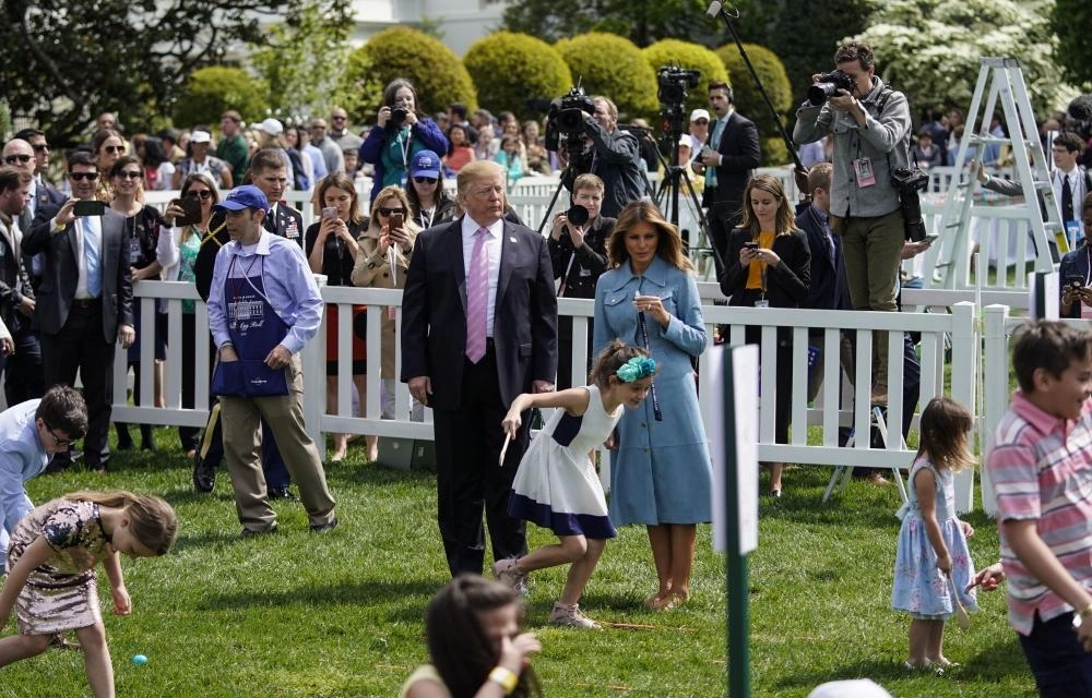 






ترمب وزوجته ميلانا يحضران احتفالات عيد الفصح                                                                      (د ب أ)