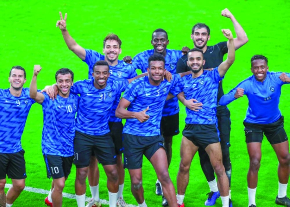 لاعبو الهلال متفائلون بالتأهل (إعلامي الهلال)