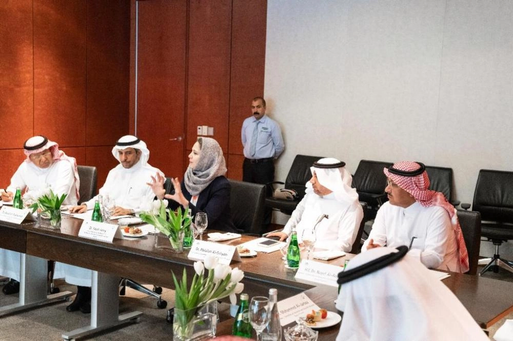 96930489690F2F019-0282-49E7-BA5C-A63337284237