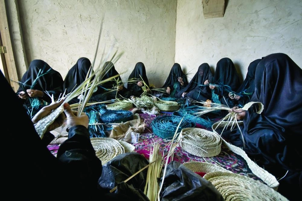 جدات عاملات في التراث