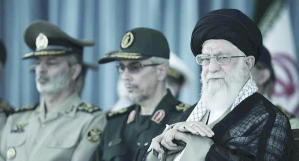 النظام الإيراني يغرق في الفساد (مكة)