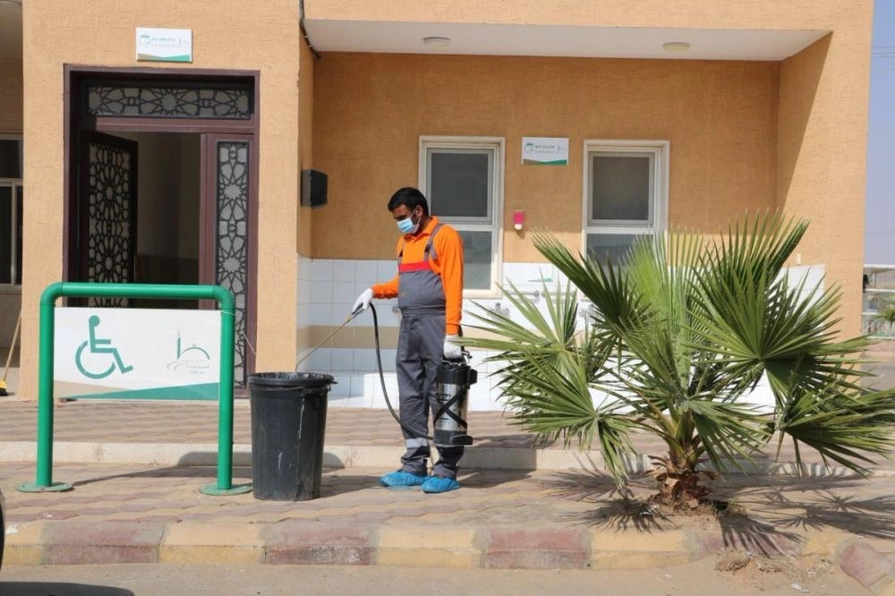 






من أعمال النظافة والتعقيم لبعض المساجد التابعة للمؤسسة (مكة)